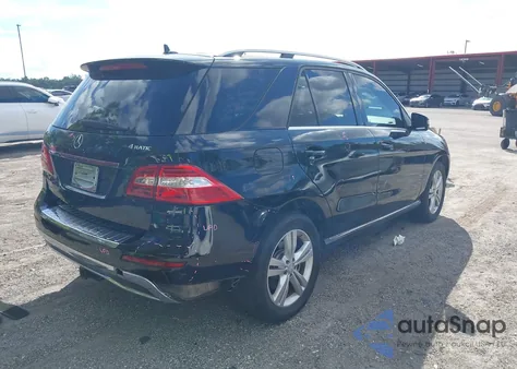 2012 Mercedes-Benz Ml 350 4Matic z USA, uszkodzony, nr VIN 4JGDA5HB3CA068286